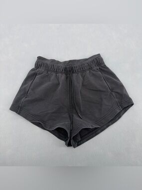 Lululemon Athletica Black Inner Glow Shorts Sz 4